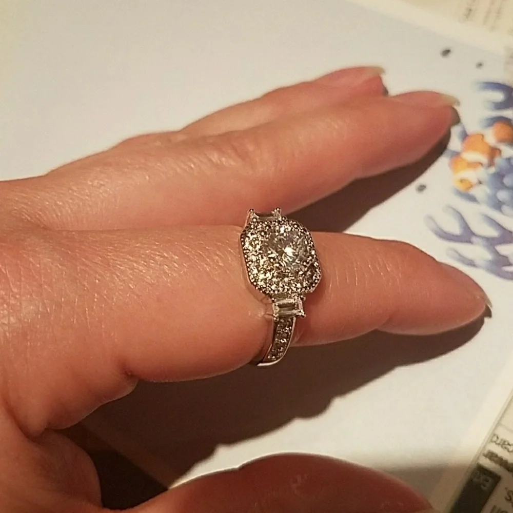 Sterling Silver Ring CZ Size 7 .925